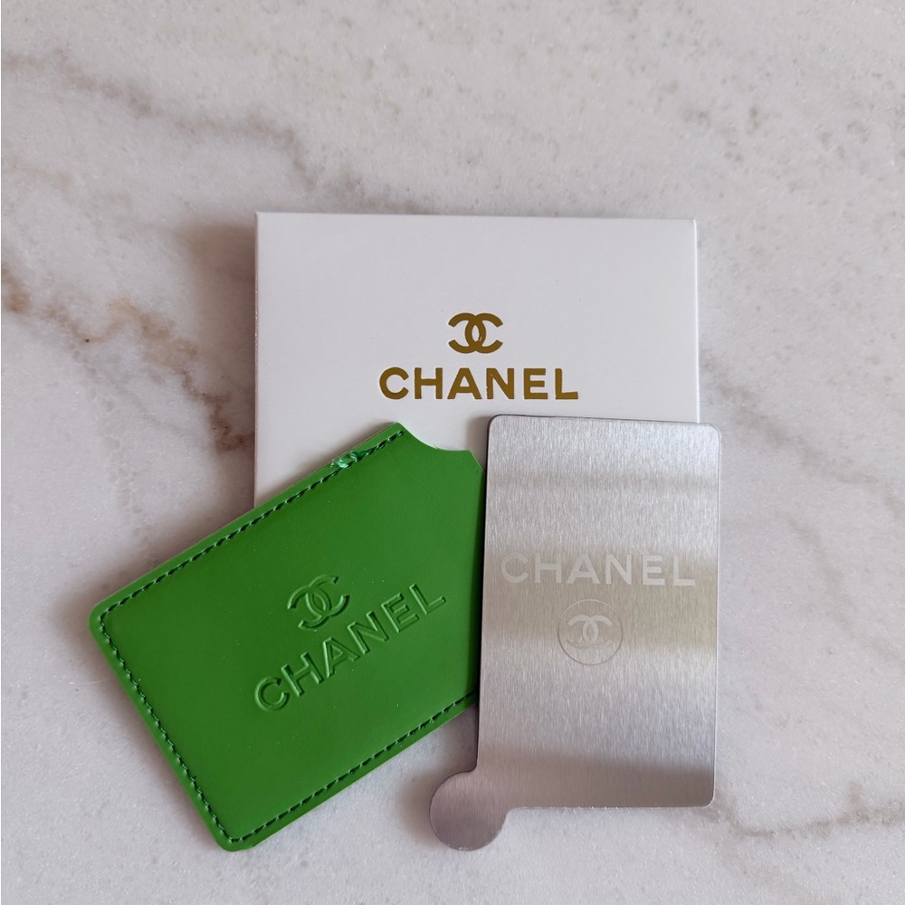 Cardholder Mirror!(Green) - Picture 2 of 2